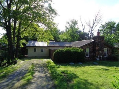Lake Home For Sale in Eufaula, Oklahoma