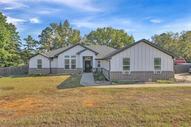 (private lake, pond, creek) Home For Sale in Troup Texas