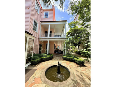 42 South Battery, also known as the Robert Murray House is a