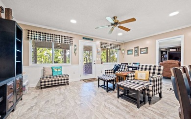 Beautiful 3/2 home in 55+ community on the historic Suwannee - photo 12
