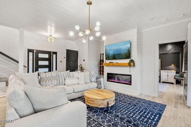 EPIC Mountain Views and solid rental history! Welcome to 839 - photo 16
