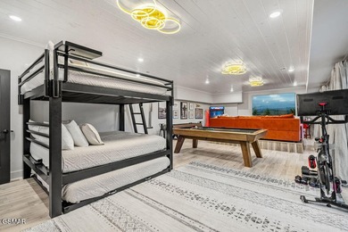 EPIC Mountain Views and solid rental history! Welcome to 839 - photo 49