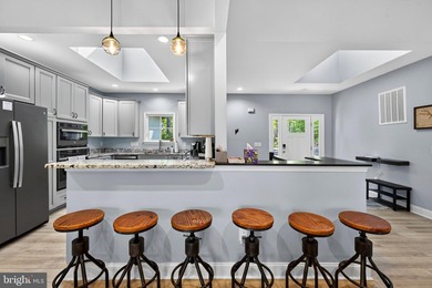 Elevate your life with this exquisite waterfront escape - photo 15