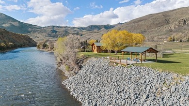 Gardiner Montana riverfront property. Overlooking the iconic - photo 21
