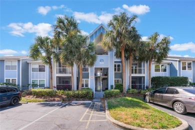 Lake Condo For Sale in Lake Mary, Florida