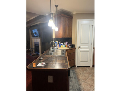 Come see this darling home located in a nice desirable - photo 5