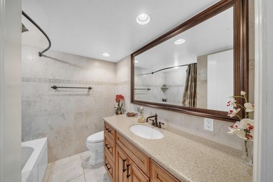 Wonderfully renovated 2 bedrooms, 2 bath condo unit in great - photo 28
