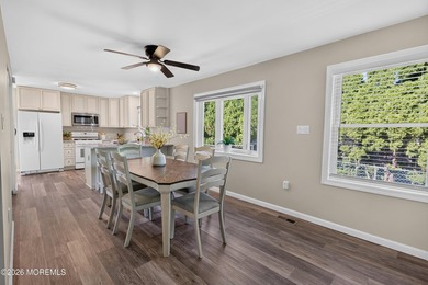 Welcome to this beautifully updated, meticulously maintained - photo 9