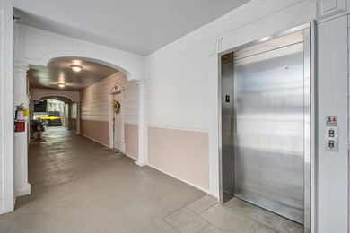Beautifully maintained second floor, end unit condo, offering - photo 2