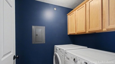 Time for a low maintenance condo, ready to move into? Here is a - photo 6