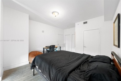 Amazing 2Bed 2Bath split floor plan with large Balcony. The
