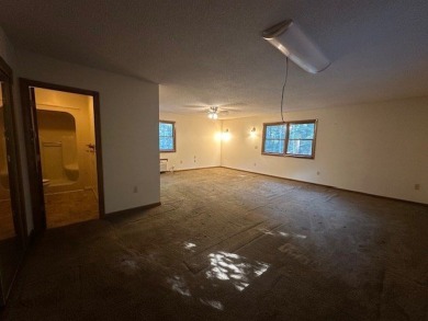 Looking for a project while enjoying mountain and valley views