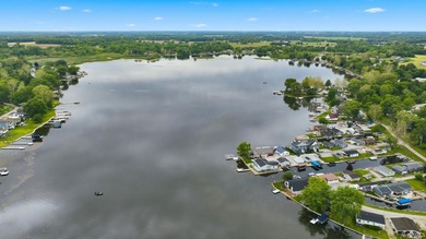 Don't miss this Irish Channel front home with amazing lakefront - photo 15