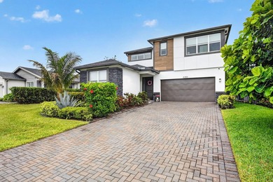 Welcome to this exceptional lakefront home, built in 2020 and - photo 5