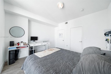 Amazing 2Bed 2Bath split floor plan with large Balcony. The