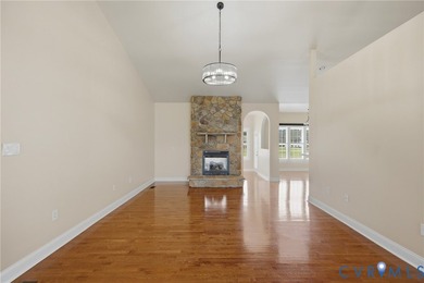 Welcome to 7900 Glendale Estates Dr, a beautifully renovated - photo 6