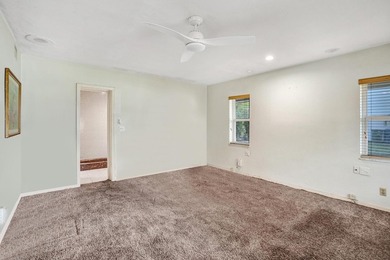 Welcome home to this beautifully maintained 3-bedroom, 3-bath - photo 15