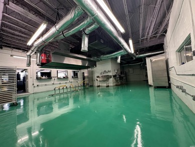 Heart of city & entry block to Downtown area with 22,000sqf of