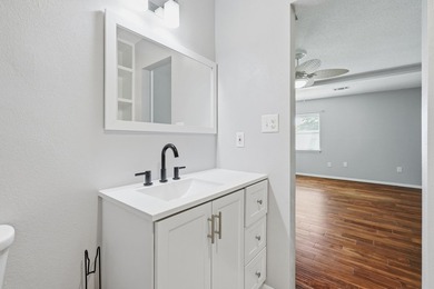 Well-maintained ranch-style home located in the heart of Destin - photo 19