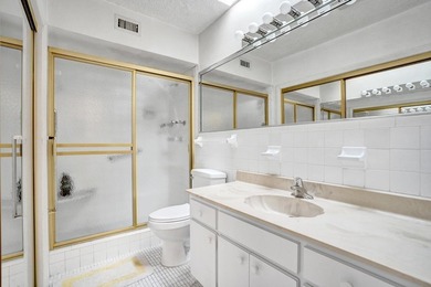 Welcome home to this beautifully maintained 3-bedroom, 3-bath - photo 20