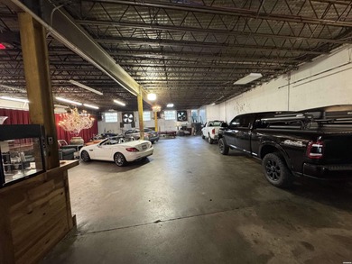 Heart of city & entry block to Downtown area with 22,000sqf of