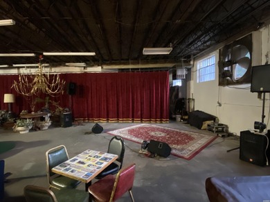 Heart of city & entry block to Downtown area with 22,000sqf of