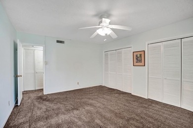 Welcome home to this beautifully maintained 3-bedroom, 3-bath - photo 35