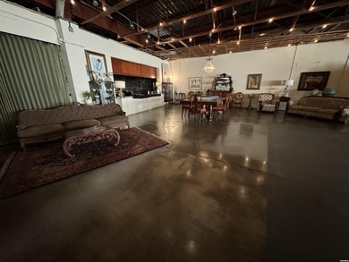 Heart of city & entry block to Downtown area with 22,000sqf of