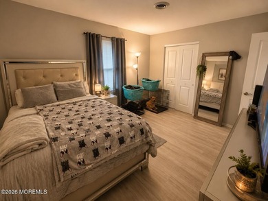 MOVE RIGHT INTO THIS BEAUTIFULLY MAINTAINED MONETERY MODEL! NEW - photo 7