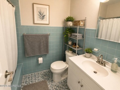 MOVE RIGHT INTO THIS BEAUTIFULLY MAINTAINED MONETERY MODEL! NEW - photo 8