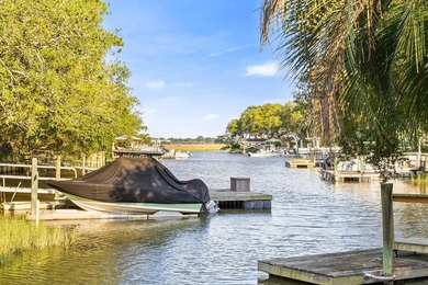 Proudly situated at the end of a lovely cul-de-sac in - photo 4