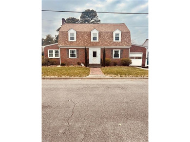 Elizabeth River Home For Sale in Portsmouth Virginia