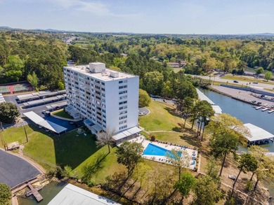 THE BEST DEAL IN BEACON MANOR! Welcome to your perfect lake - photo 2