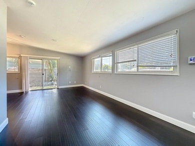3 bedroom on nearly a quarter acre with no HOA and a real path - photo 4