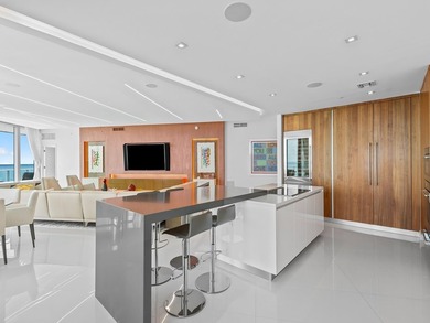 A One-of-a-Kind Oceanfront Residence at Paramount on Fort - photo 13