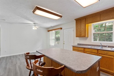 3 bedroom, 2 bath ranch home in Cherokee Bay, a Lake Hartwell - photo 13