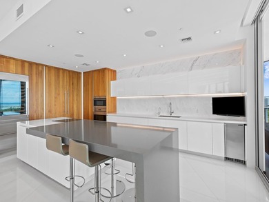 A One-of-a-Kind Oceanfront Residence at Paramount on Fort - photo 15