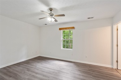 3 bedroom, 2 bath ranch home in Cherokee Bay, a Lake Hartwell - photo 19