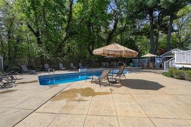 Nestled in the desirable Morgan Park Estates and backing - photo 29