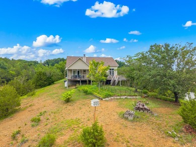 Welcome to a truly rare waterfront retreat-a breathtaking - photo 33