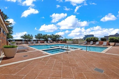 Lake Carolyn Condo For Sale in Irving Texas