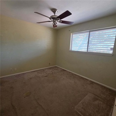 Welcome to this well-maintained condo nestled in a quiet - photo 12