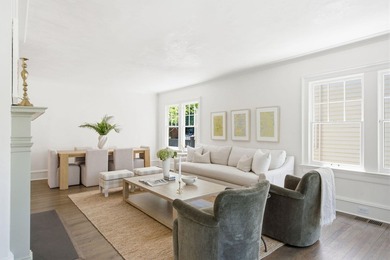Welcome to 35 Gibbes Street, a historic Charleston residence - photo 3