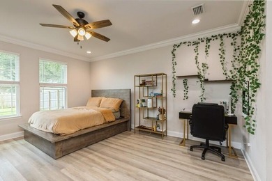 VA Assumable at 5%! seller offering $5,000 for concessions. Sod - photo 13