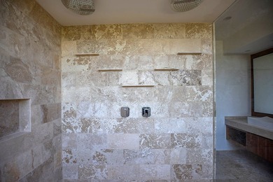 Discover this exceptional 1-bedroom lock-off condo for sale in - photo 6
