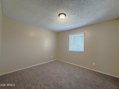 Beautiful Glendale home featuring a private pool and a - photo 8
