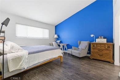 Nestled in a quiet cul-de-sac, this highly desirable front unit - photo 19