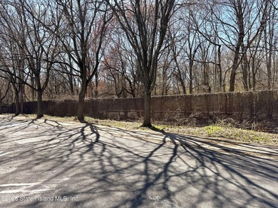 Welcome to this beautifully remodeled 2-bedroom, 1.5-bath - photo 22