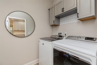 VA Assumable at 5%! seller offering $5,000 for concessions. Sod - photo 29