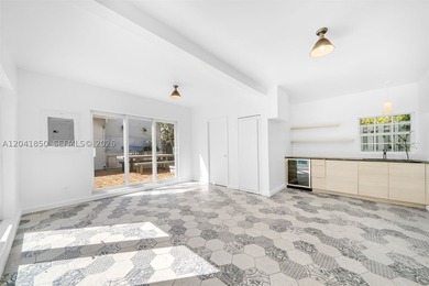 Completely renovated and ideally located in Miami Beach's - photo 34